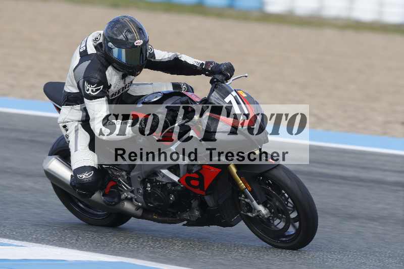 /01 24.-27.01.2025 Moto Center Thun Jerez/blau-blue/77